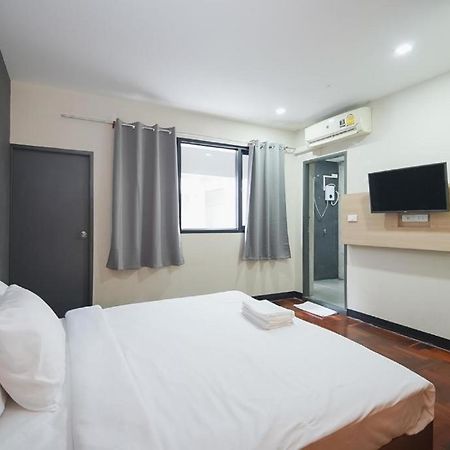 Z Go Inn Bts St Louis Silom V โกอินน์ บีทีเอส เซนต์หลุยส์ สีลม 3 กรุงเทพมหานคร ภายนอก รูปภาพ