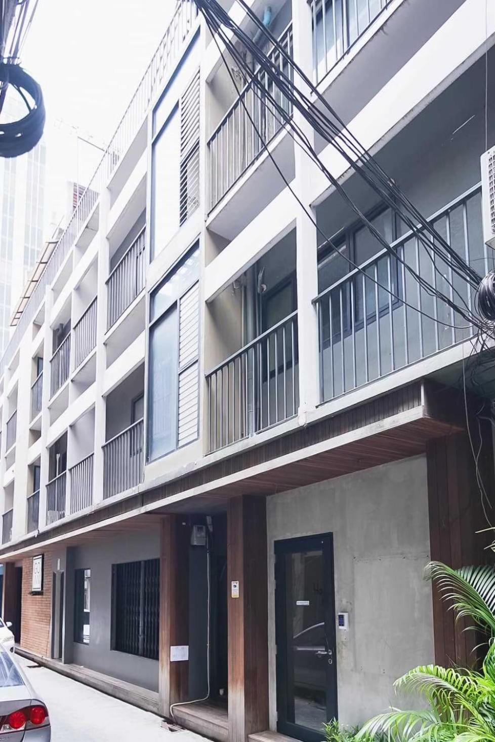 Z Go Inn Bts St Louis Silom V โกอินน์ บีทีเอส เซนต์หลุยส์ สีลม 3 กรุงเทพมหานคร ภายนอก รูปภาพ